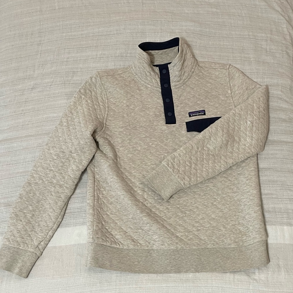 Patagonia organic cotton pull over